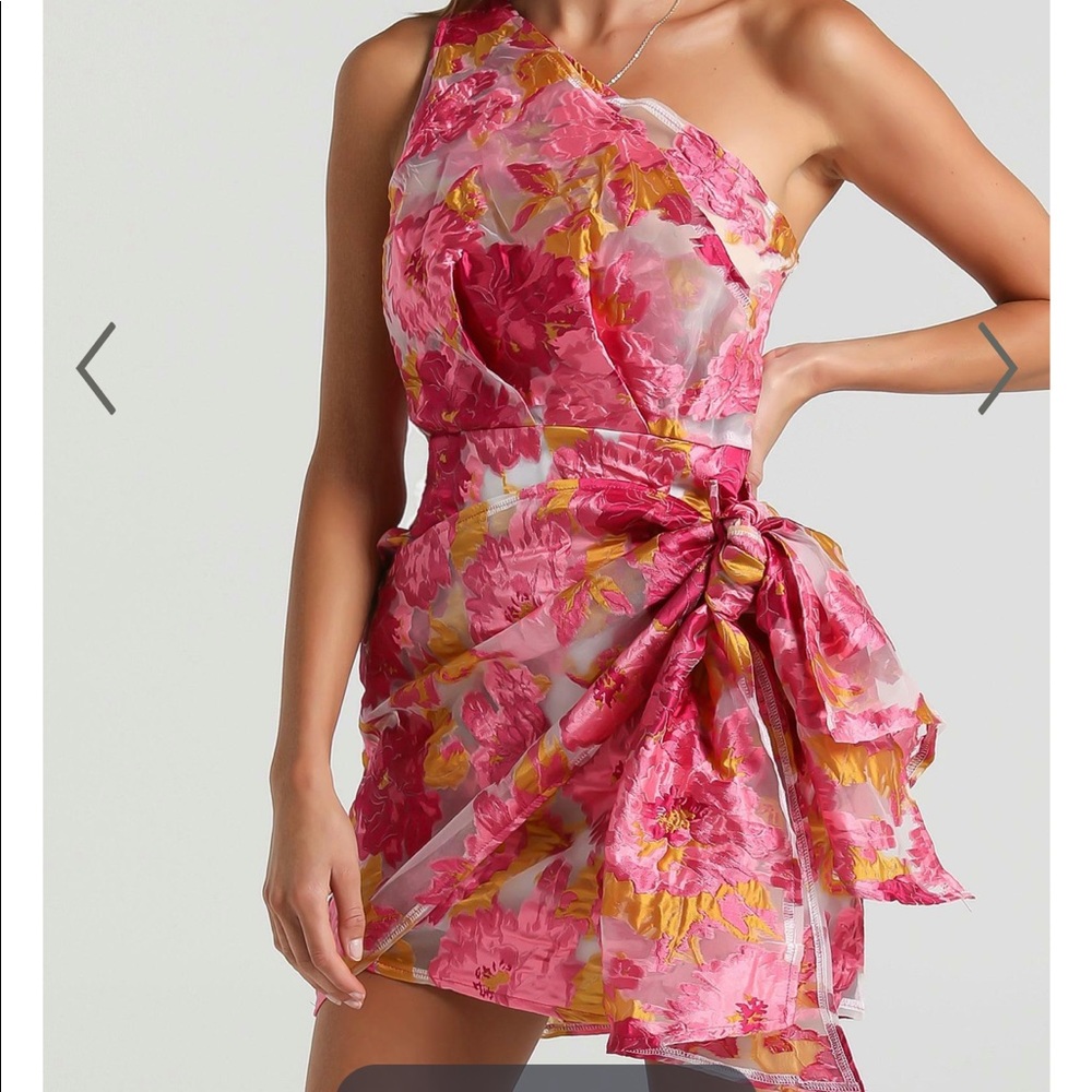 BRAILEY DRESS IN PINK FLORAL